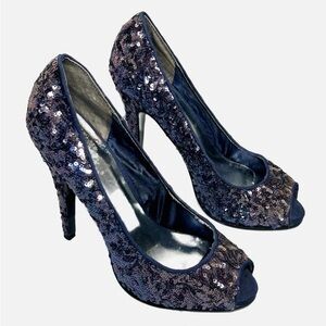 Maxx Midnight Blue Iridescent Sequin Holiday Prom Pumps Womens size 8.5